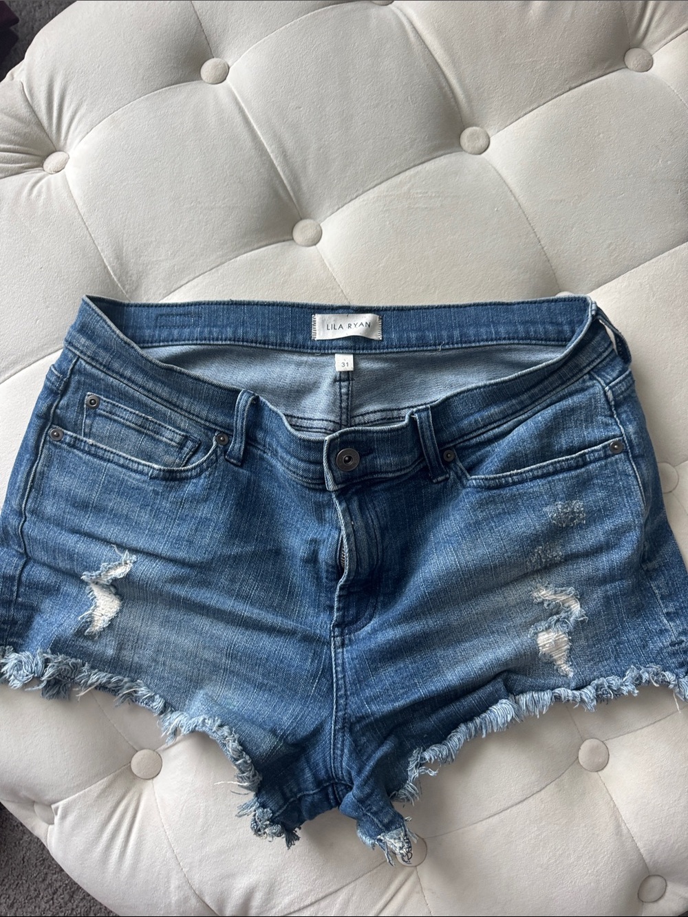 Lila Ryan Women's Distressed Cutoff Denim Shorts - Blue